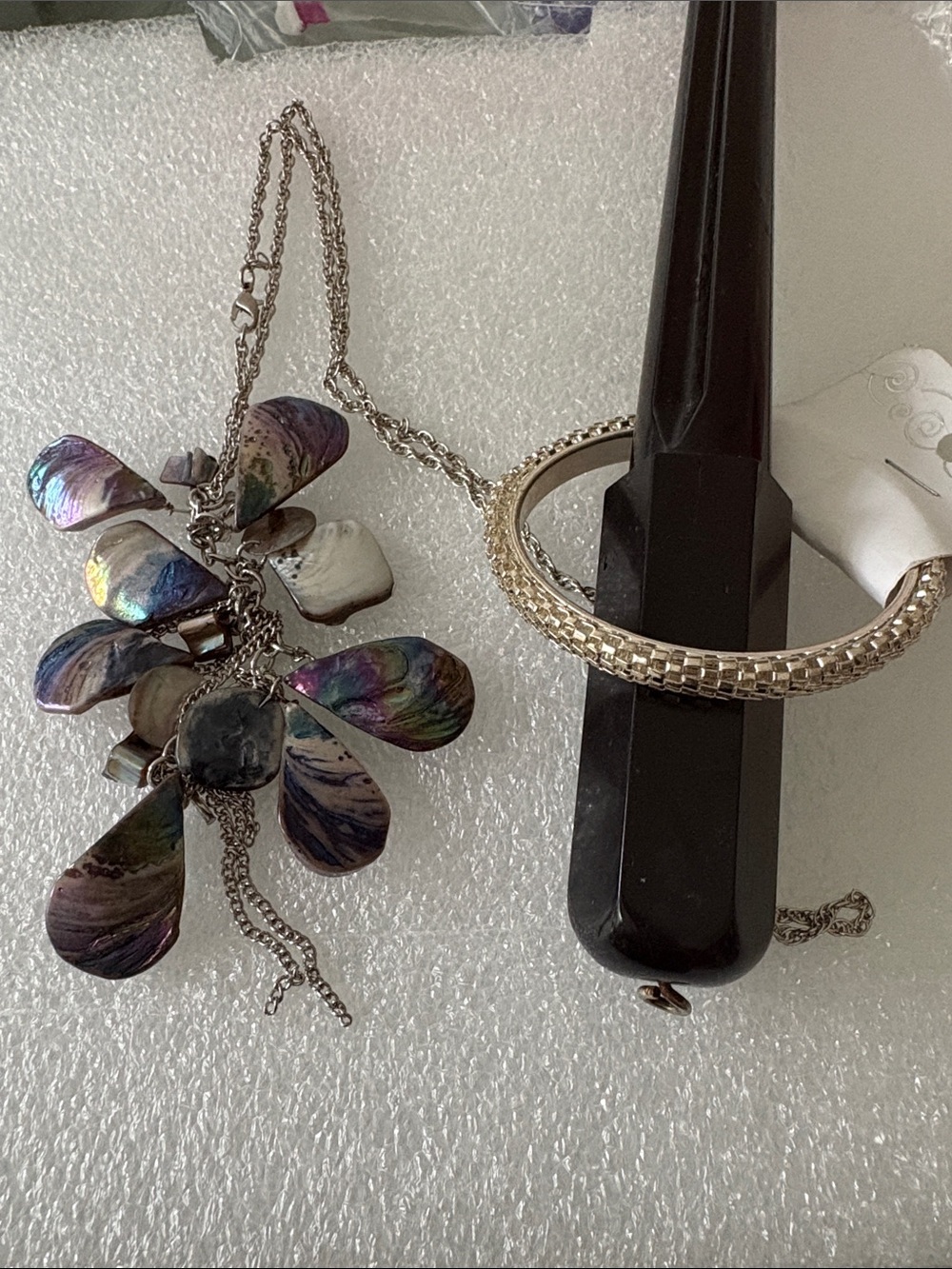 Silver-Tone Iridescent Shell Flower Pendant Necklace